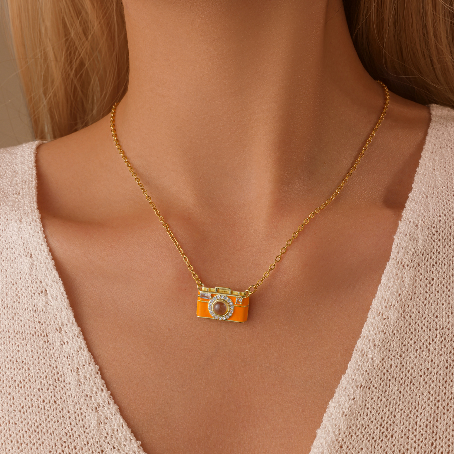 Photo Projection Camera Pendant