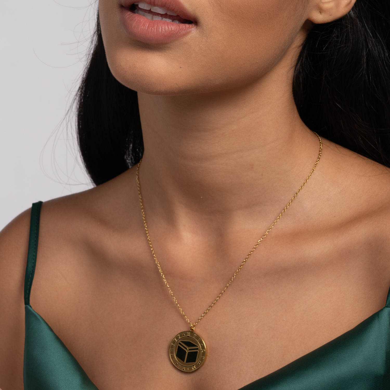 Kaaba Pendant (الكَعْبة)