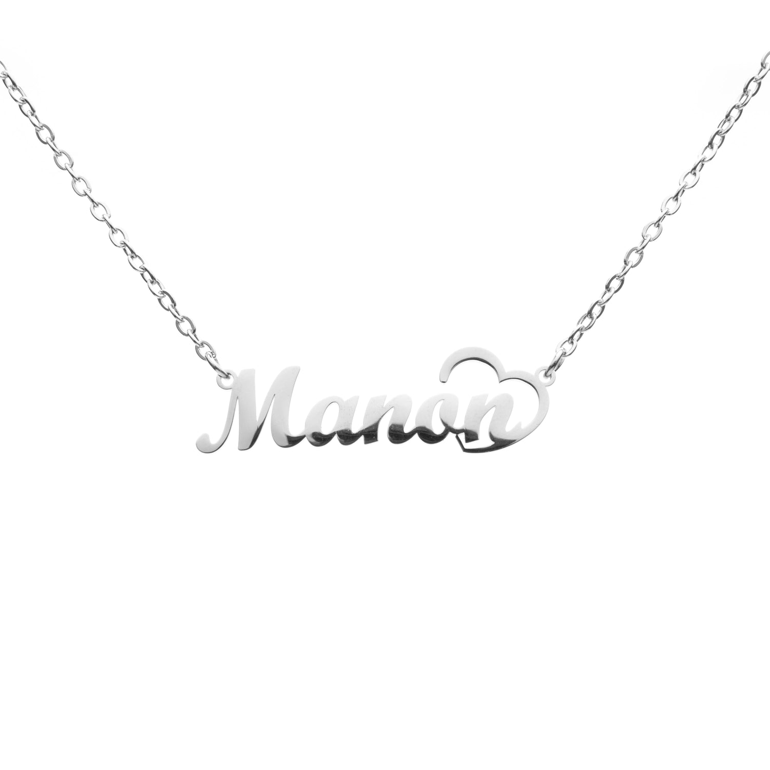 Collar con nombre y corazón cincelado