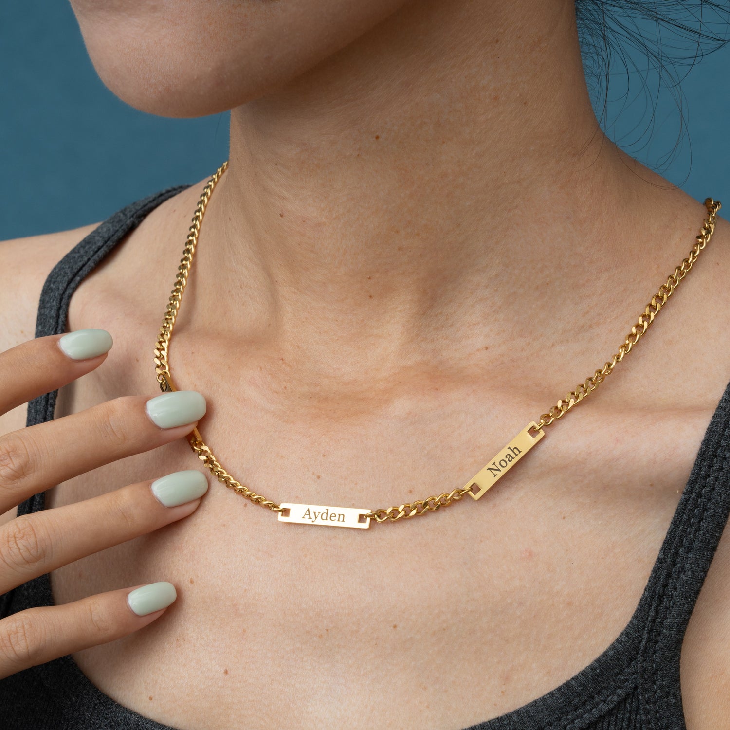 Personalized Multiple Names Plaque Necklace